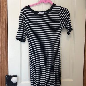 Black&White Striped T-Shirt Dress